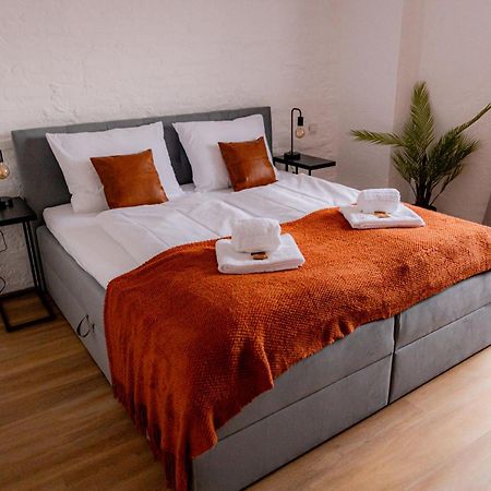 Highlight Am Stadtplatz Muehldorf - C4S Come4Stay - 2 Zimmer Wohnung I Bis Zu 5 Gaeste Екстериор снимка