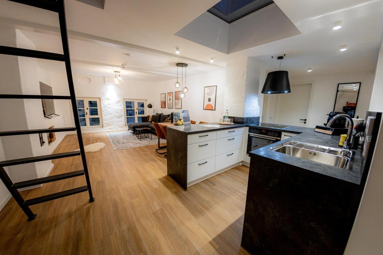 Highlight Am Stadtplatz Muehldorf - C4S Come4Stay - 2 Zimmer Wohnung I Bis Zu 5 Gaeste Екстериор снимка