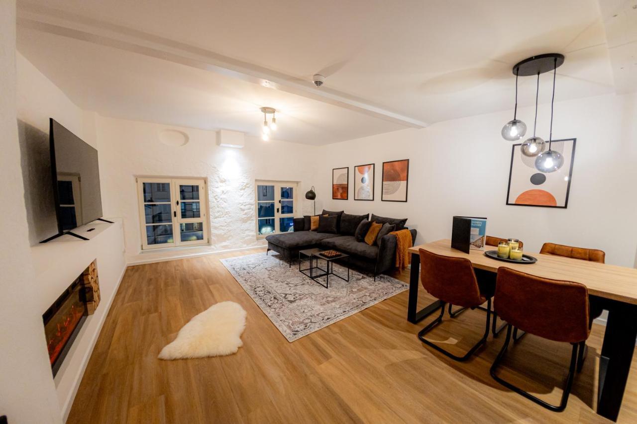 Highlight Am Stadtplatz Muehldorf - C4S Come4Stay - 2 Zimmer Wohnung I Bis Zu 5 Gaeste Екстериор снимка