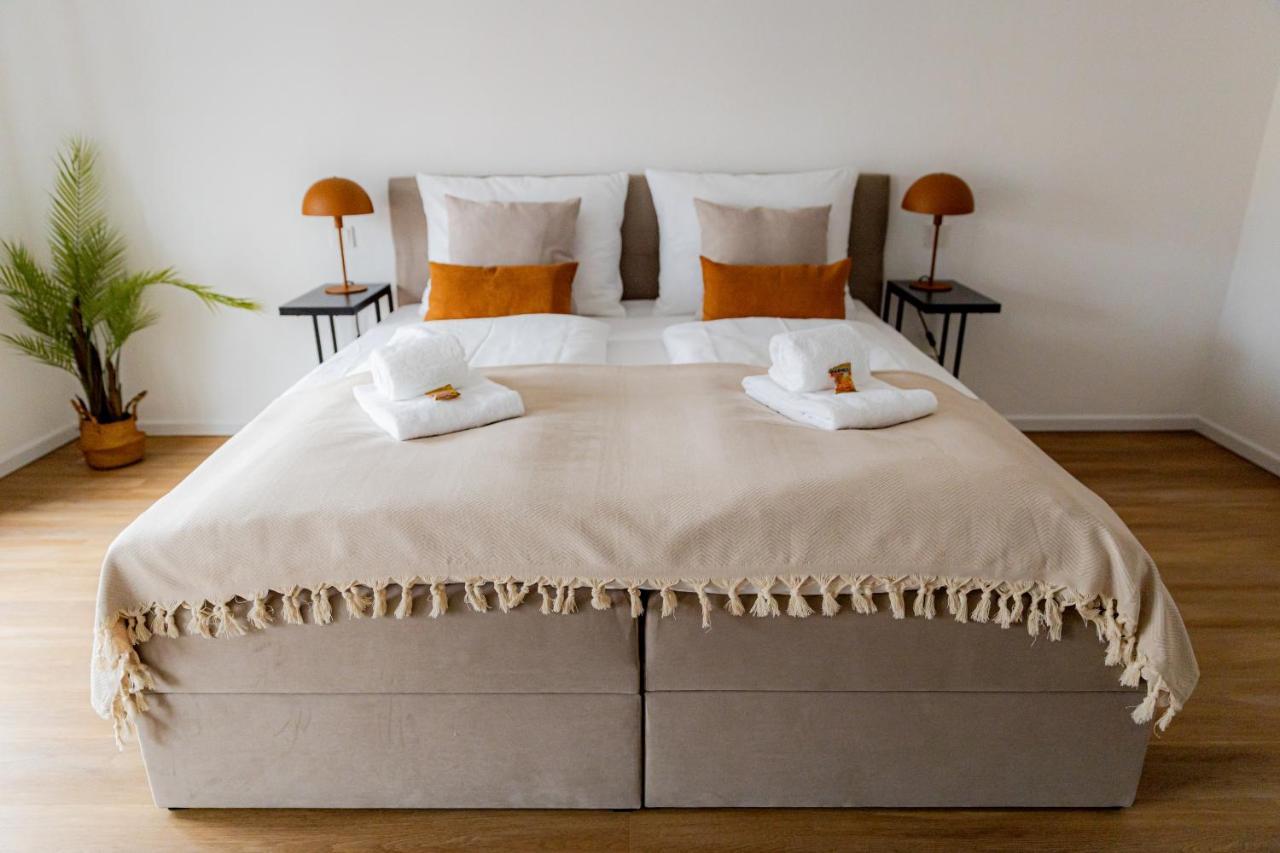 Highlight Am Stadtplatz Muehldorf - C4S Come4Stay - 2 Zimmer Wohnung I Bis Zu 5 Gaeste Екстериор снимка