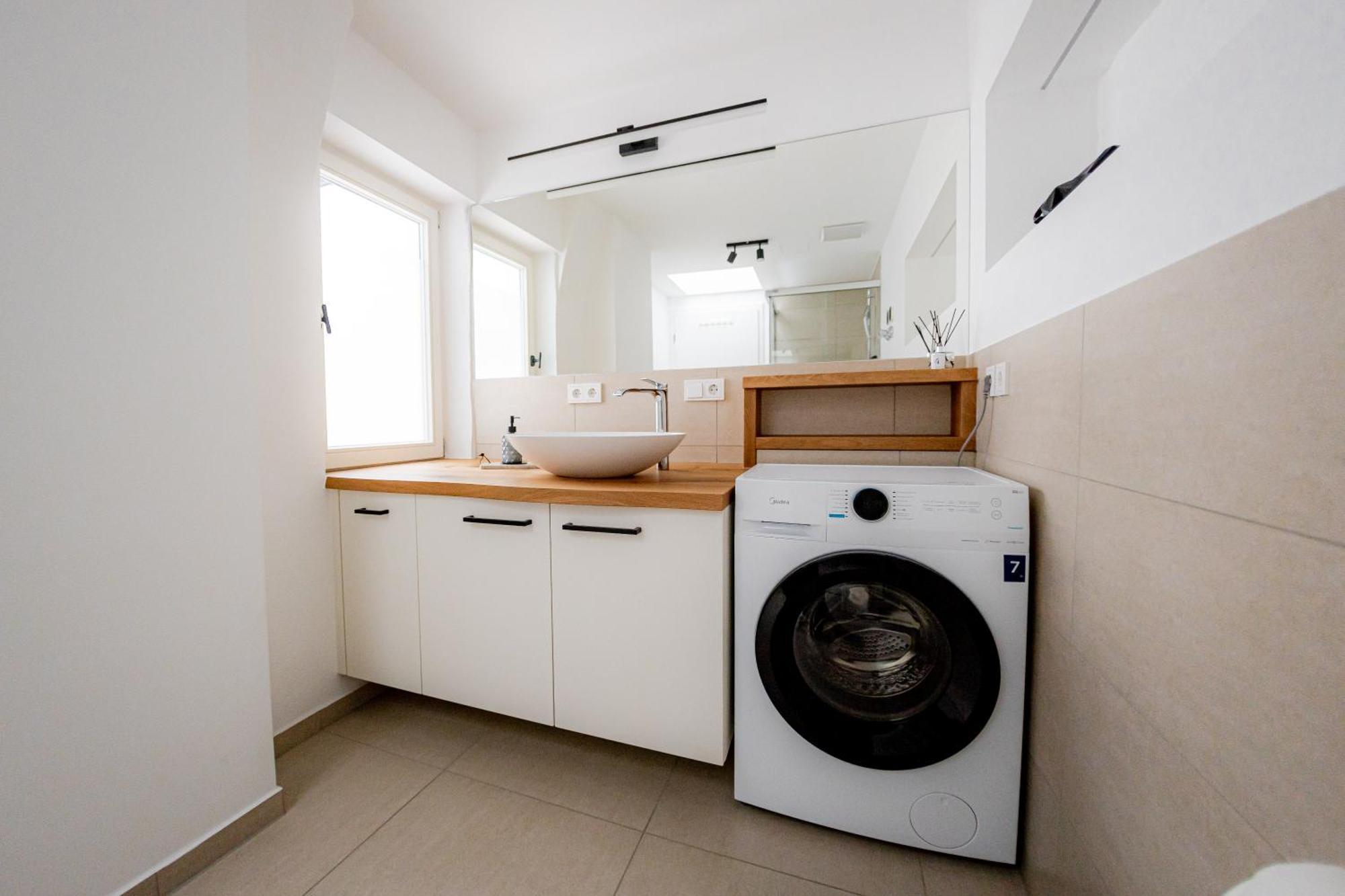 Highlight Am Stadtplatz Muehldorf - C4S Come4Stay - 2 Zimmer Wohnung I Bis Zu 5 Gaeste Екстериор снимка