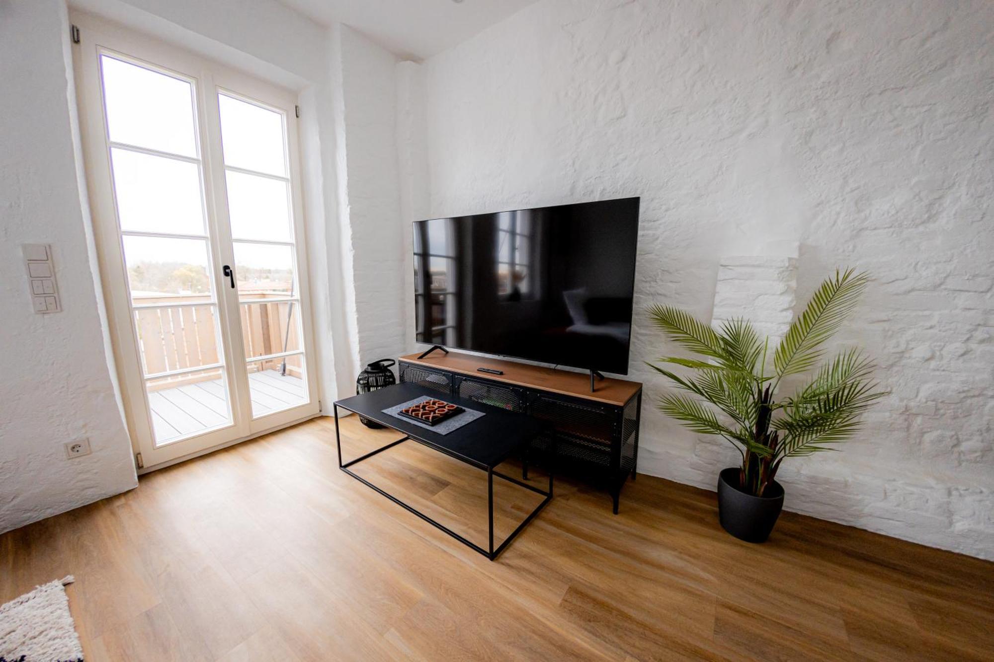 Highlight Am Stadtplatz Muehldorf - C4S Come4Stay - 2 Zimmer Wohnung I Bis Zu 5 Gaeste Екстериор снимка